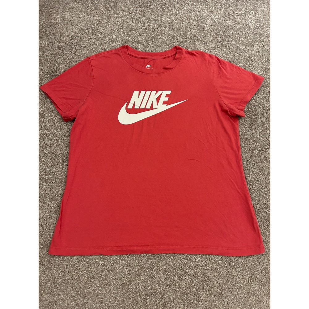 Nike Graphic Tee Womens Large Red Excellent Futura Logo Short Sleeve T-Shirt